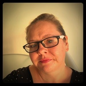 Meet your Posher, Hayley